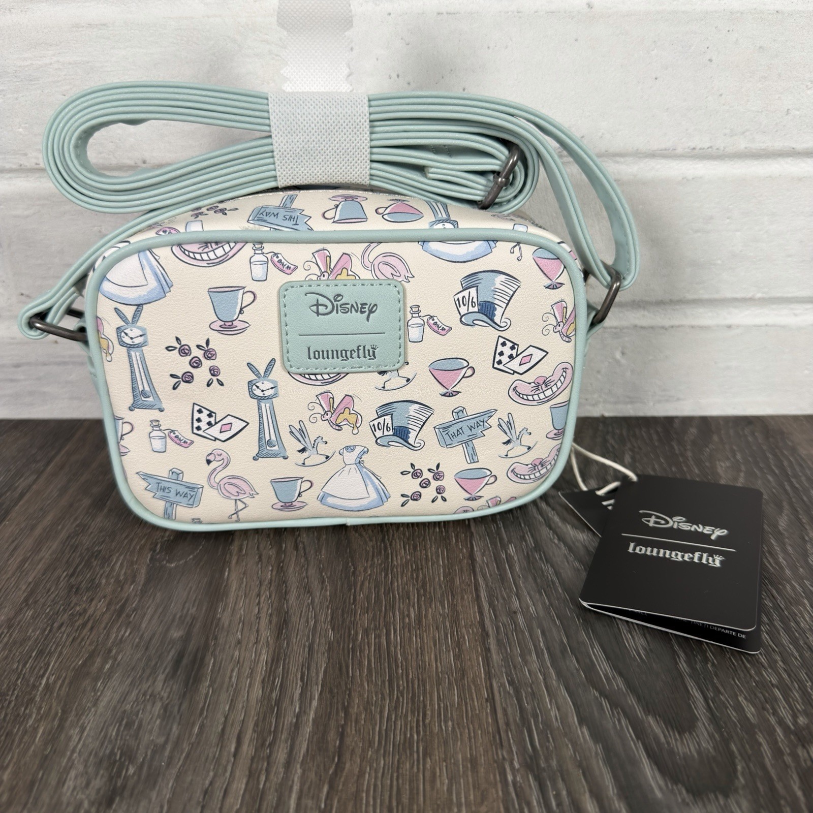 Loungefly Disney Alice In Wonderland Icons Camera Crossbody Bag AOP Pastel New Loungefly Disney Alice In Wonderland Icons Camera Crossbody Bag AOP Pastel New