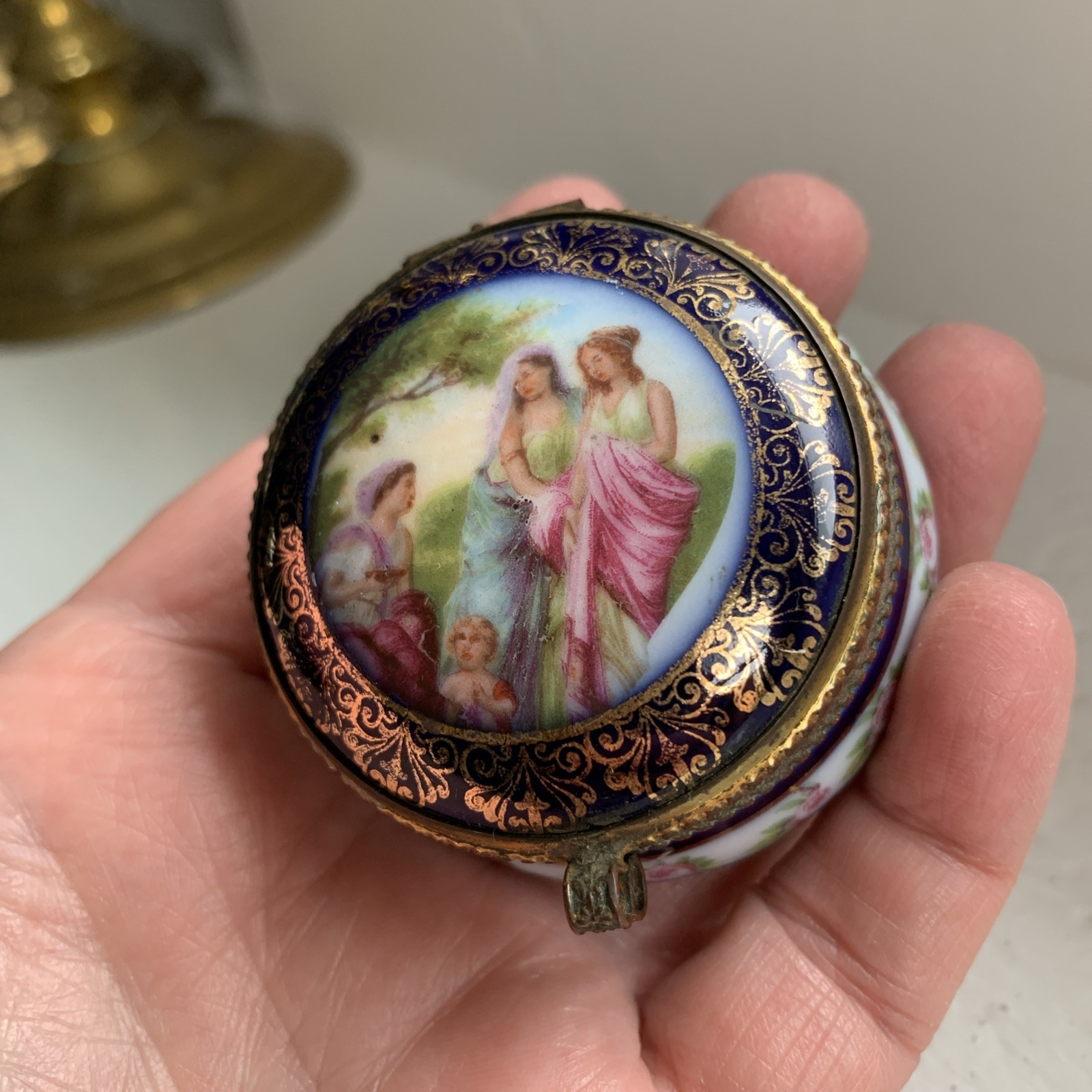 Antique French Style Czech Mini Casket Trinket Box Porcelain Brass Ladies Roses Antique French Style Czech Mini Casket Trinket Box Porcelain Brass Ladies Roses