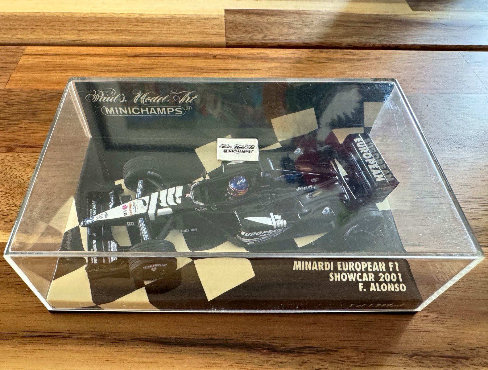 Rare MINICHAMPS Minardi European F1 Showcar 2001 Fernando Alonso 1/43 1 of 1399 Rare MINICHAMPS Minardi European F1 Showcar 2001 Fernando Alonso 1/43 1 of 1399