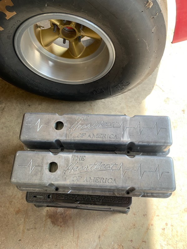 Gasser GM Vintage SBC Cast Aluminum Heart Beat Of America Valve Covers 327