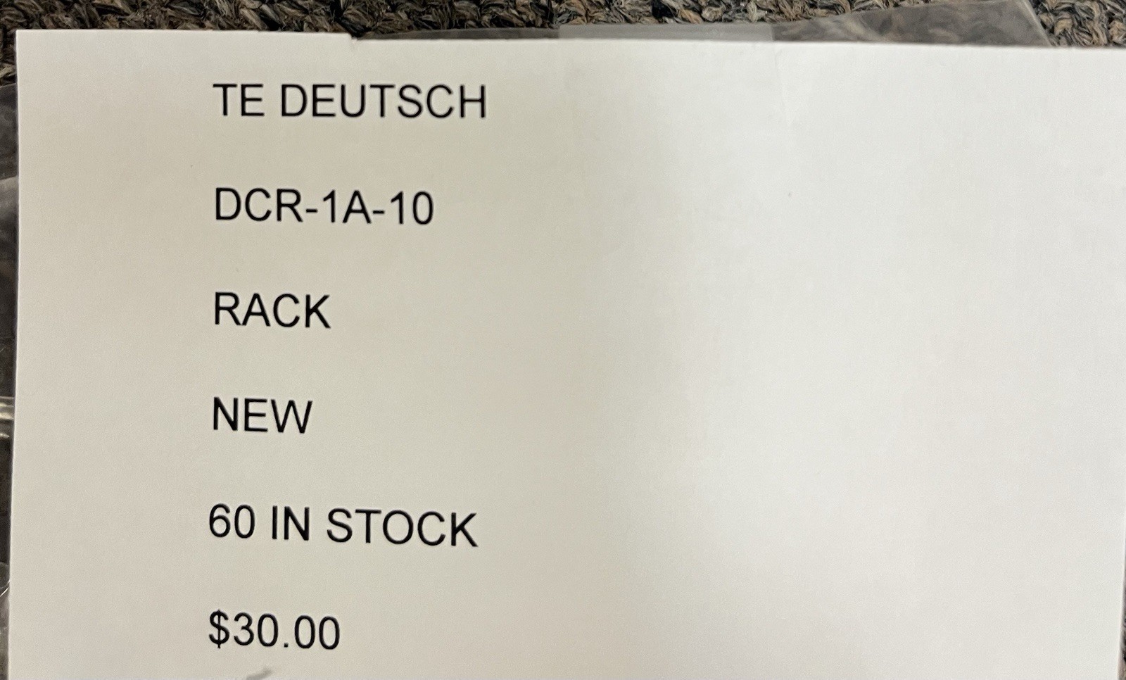 TE Deutsch DCR-1A-10 Composite Rail Rackmount 19 in Rack Unit Width