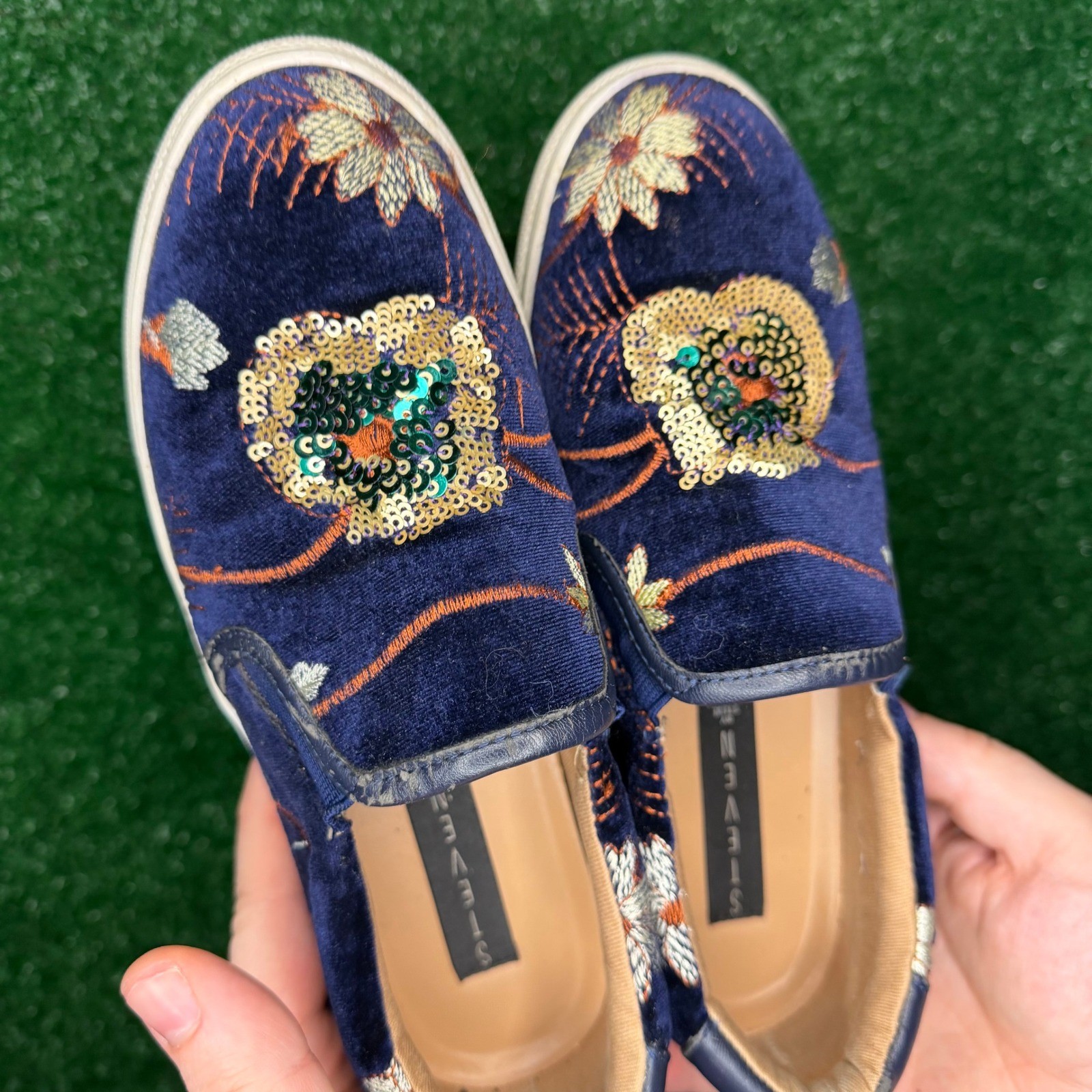 STEVEN by Steve Madden Tatum Navy Velvet Floral Sequin Slip On Sneakers Size 6