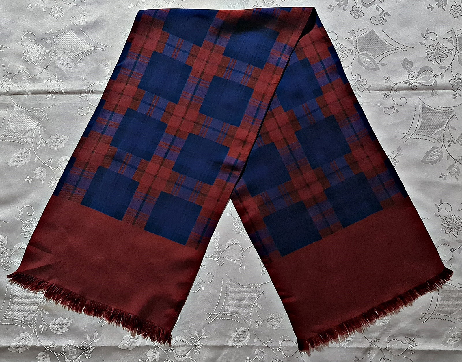 GENTS SCARF VINTAGE AUTHENTIC PLAID BURGUNDY BLUE SILK DOUBLE LONG MENS