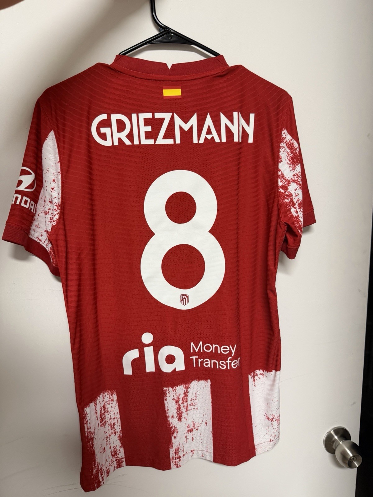 Nike Atletico Madrid Home Jersey Antoine Griezmann, Size M Nike Atletico Madrid Home Jersey Antoine Griezmann, Size M