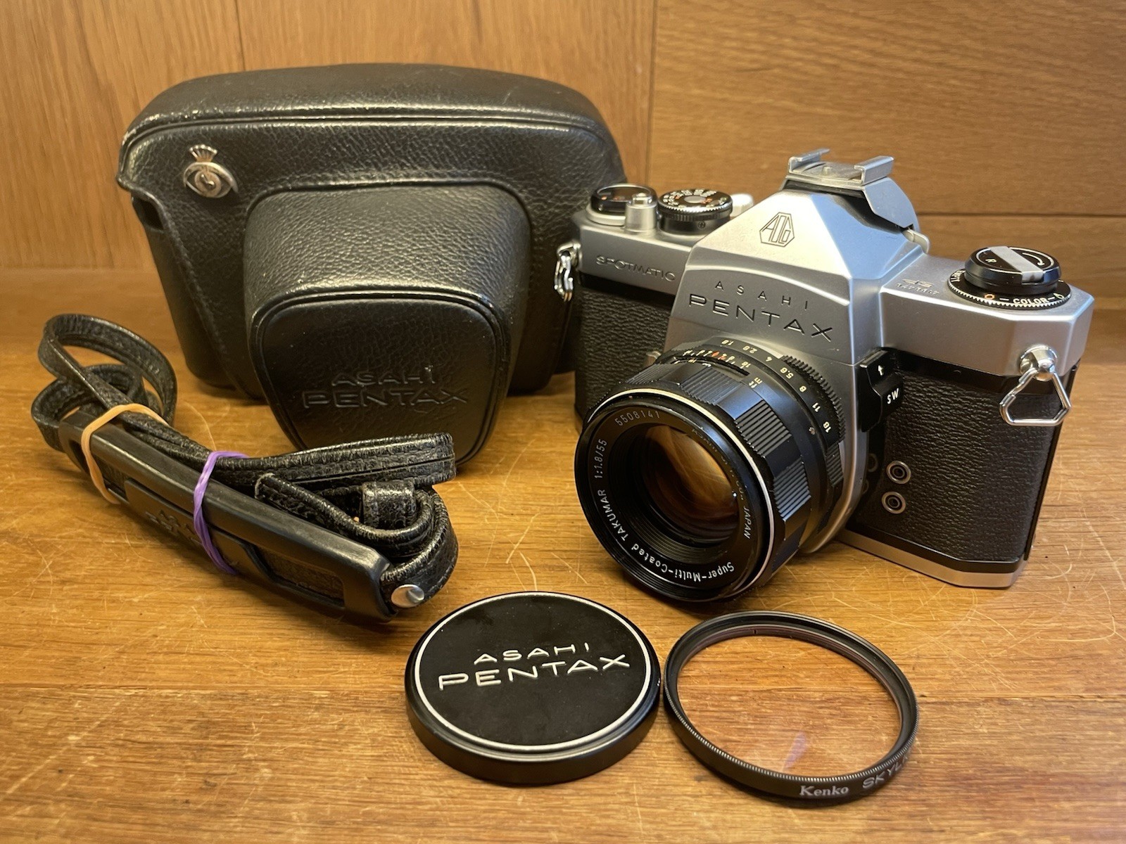 *Almost Mint w/ Case* Pentax Spotmatic SP Film Camera SMC Takumar 55mm F/1.8 /JP