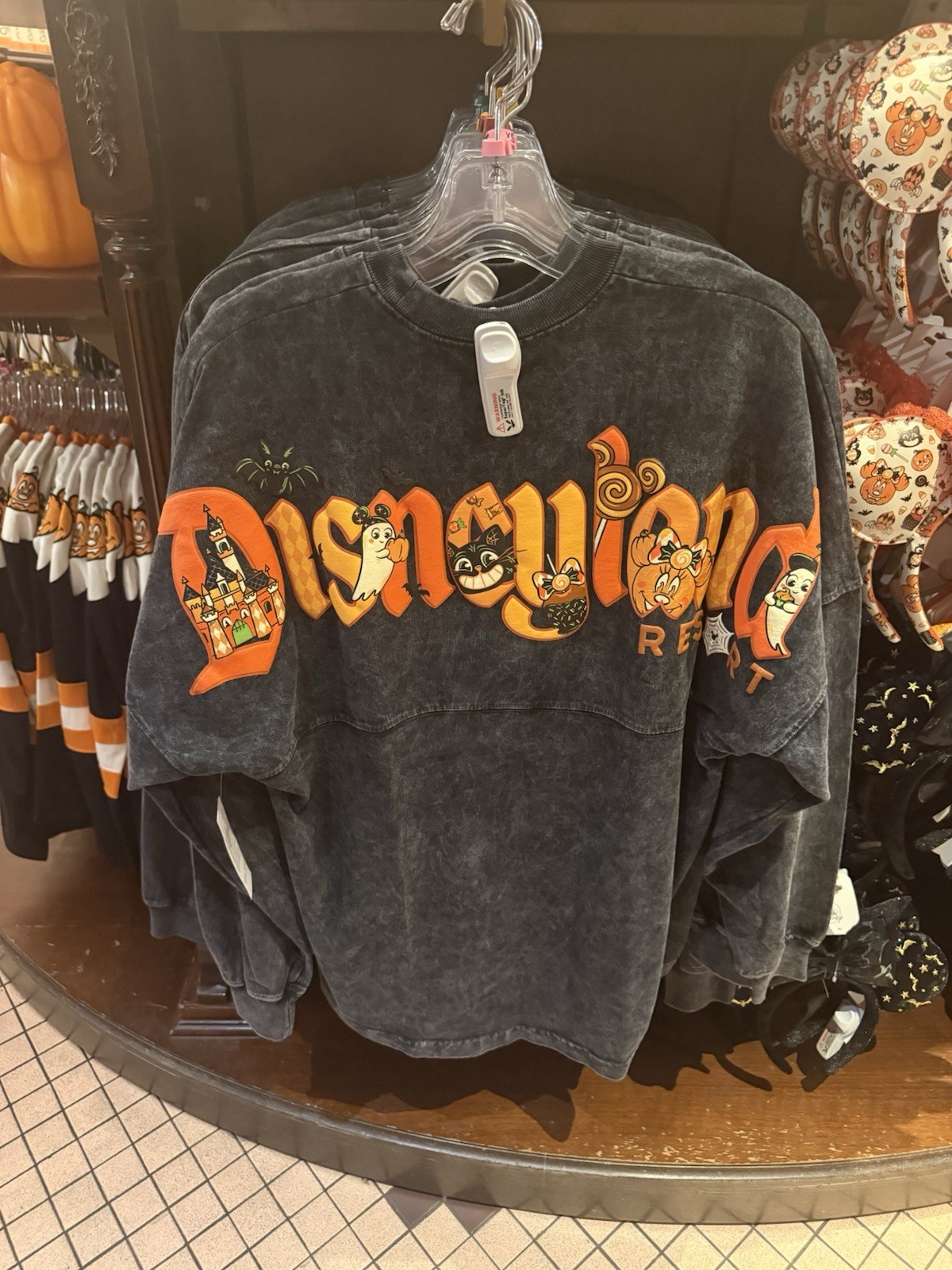 (All Sizes) Disneyland Resort Halloween 2026 Ghosts & Ghouls Spirit Jersey New (All Sizes) Disneyland Resort Halloween 2026 Ghosts & Ghouls Spirit Jersey New