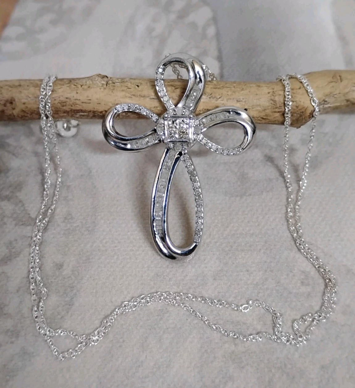SJD 925 Sterling Silver Baguette Round Square Diamond Cross Pendant Chain JTV