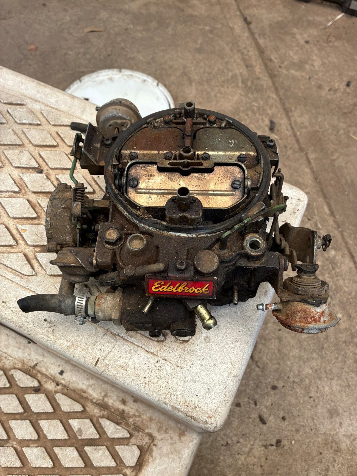 Edelbrock Quadrajet Carburetor