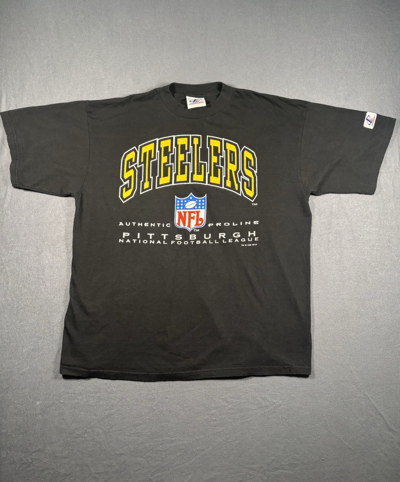 Vintage 1990s black Pittsburgh Steelers T-shirt 0014 Vintage 1990s black Pittsburgh Steelers T-shirt 0014