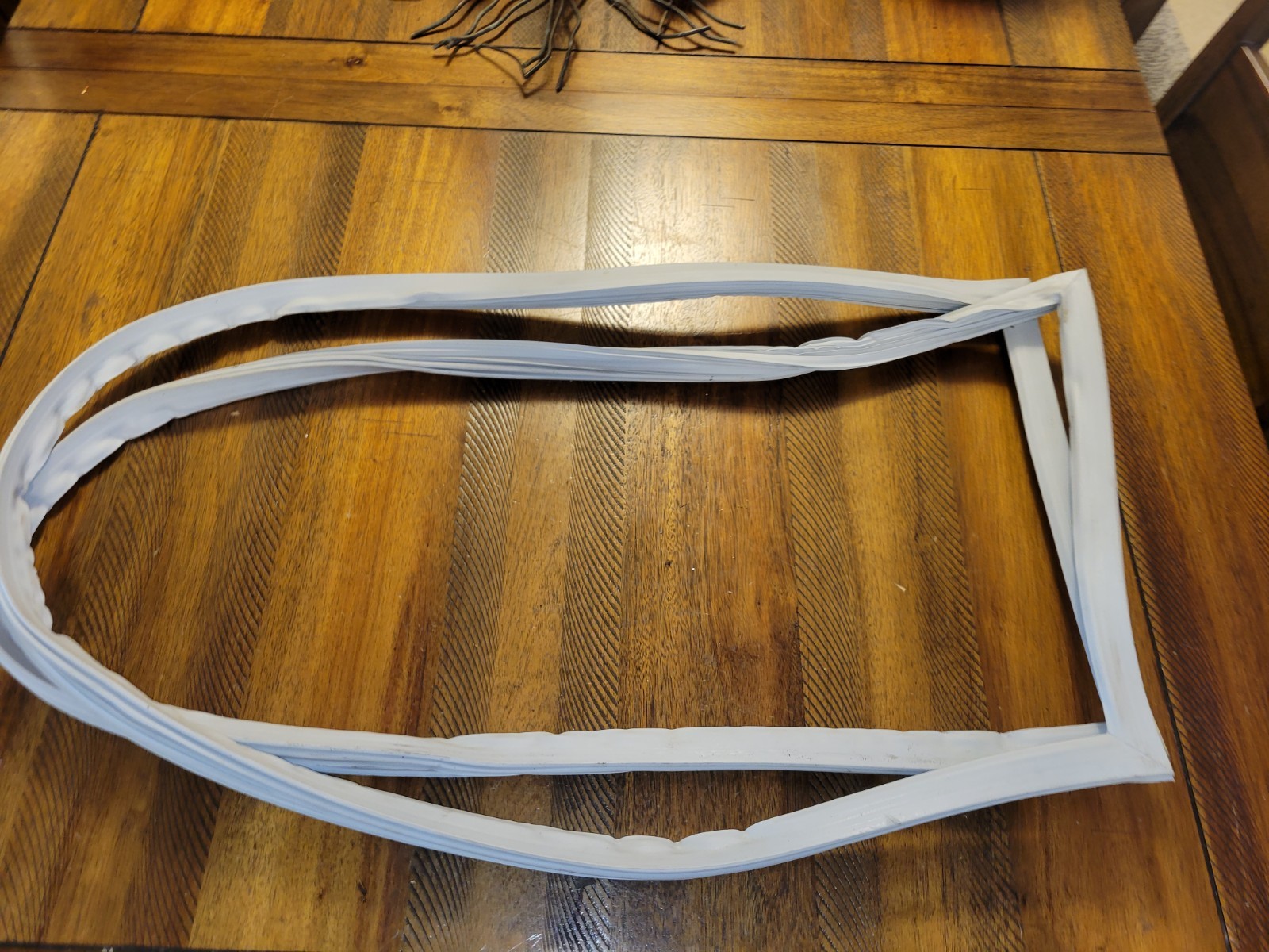 LG REFRIGERATOR FREEZER GASKET 4987JJ1010Y