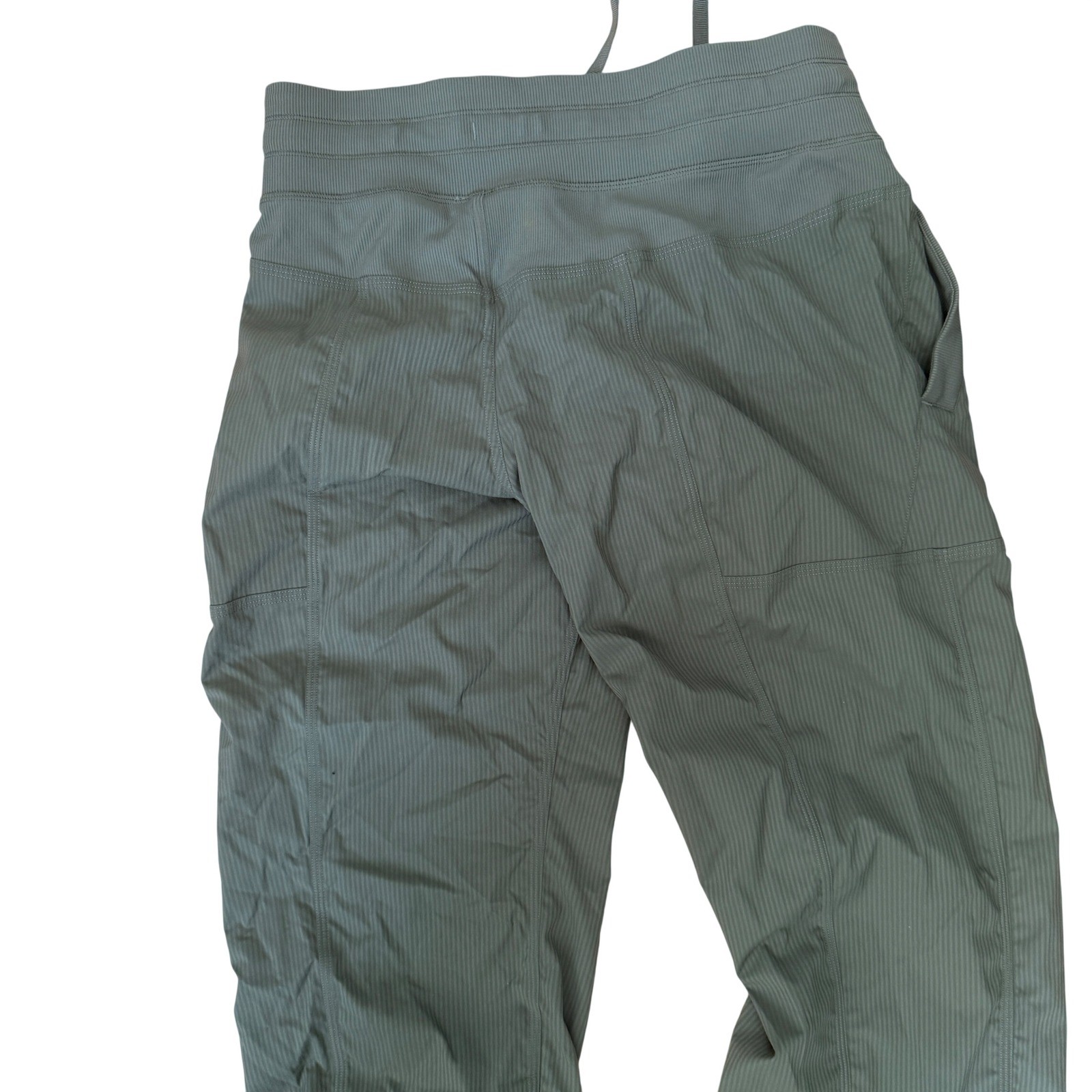 Lululemon dance studio midrise pant NWT size 6 green Lululemon dance studio midrise pant NWT size 6 green