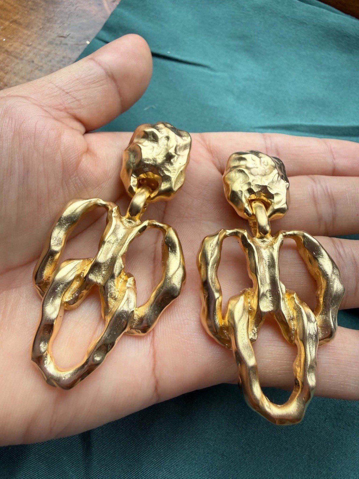 Vtg 80s Signed Vo Les Bernard Runway Statement Clip Earrings Modernist Dangle