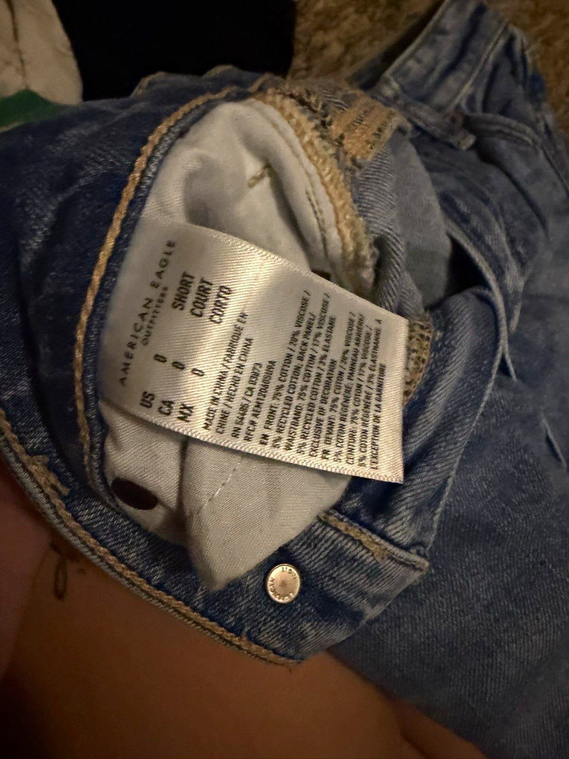 American Eagle Outfitters Women’s Blue Straight Jeans Mid Rise Distressed Sz 0