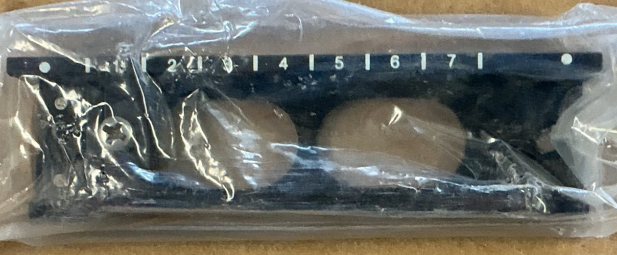 Amphenol M81714/16-6 TJT703007 Aircraft Terminal Junction Rail 7 Position NOS