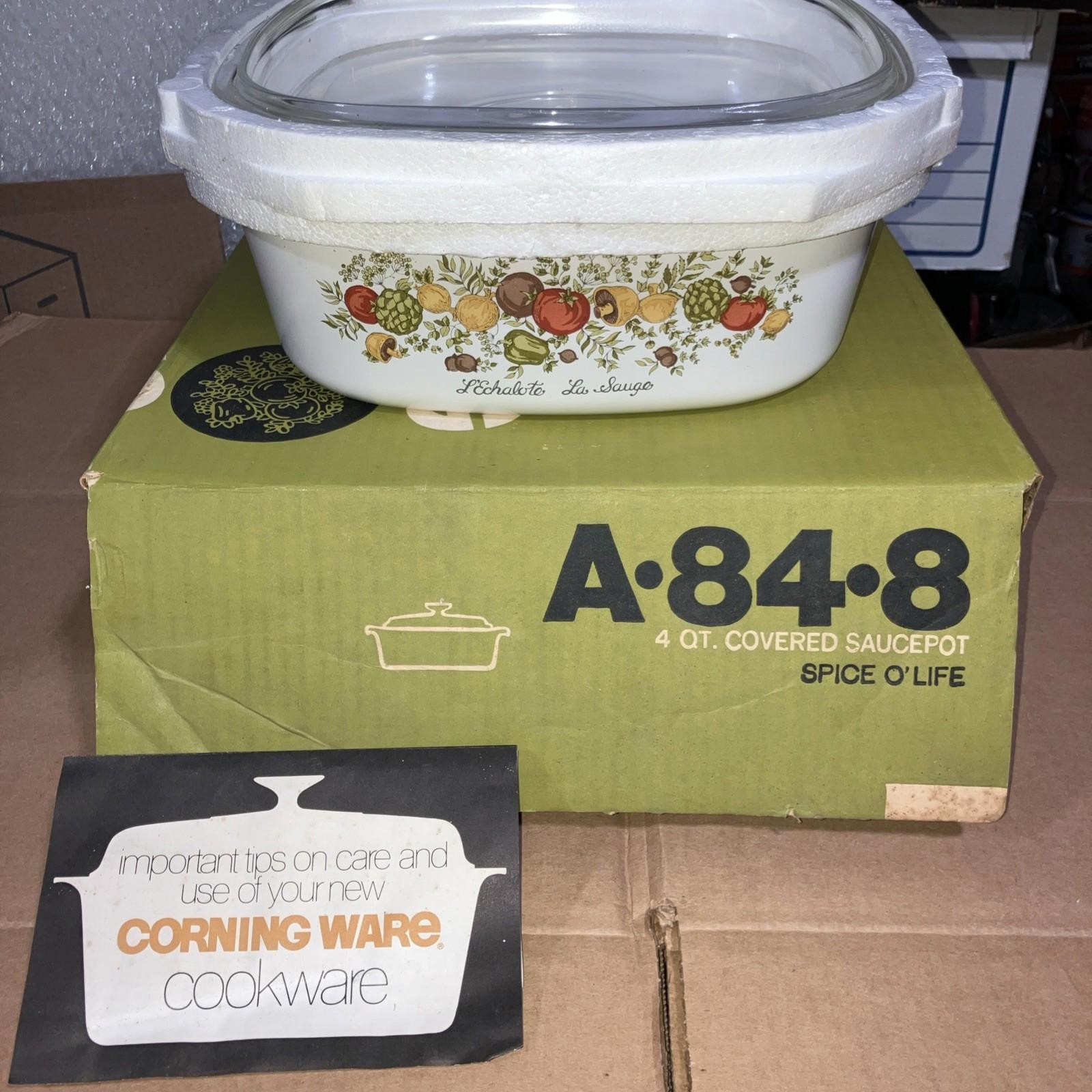 Vintage 1970’s Corning Ware 4 QT Spice O' Life A-84-8 Covered Saucepot NEW Vintage 1970’s Corning Ware 4 QT Spice O' Life A-84-8 Covered Saucepot NEW