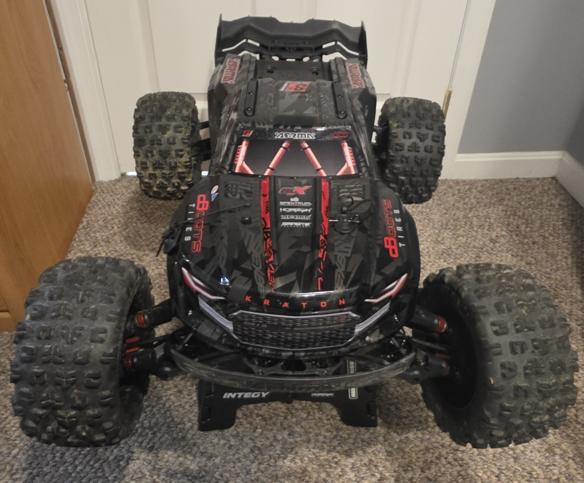 Arrma Kraton 8s 1/5 EXB