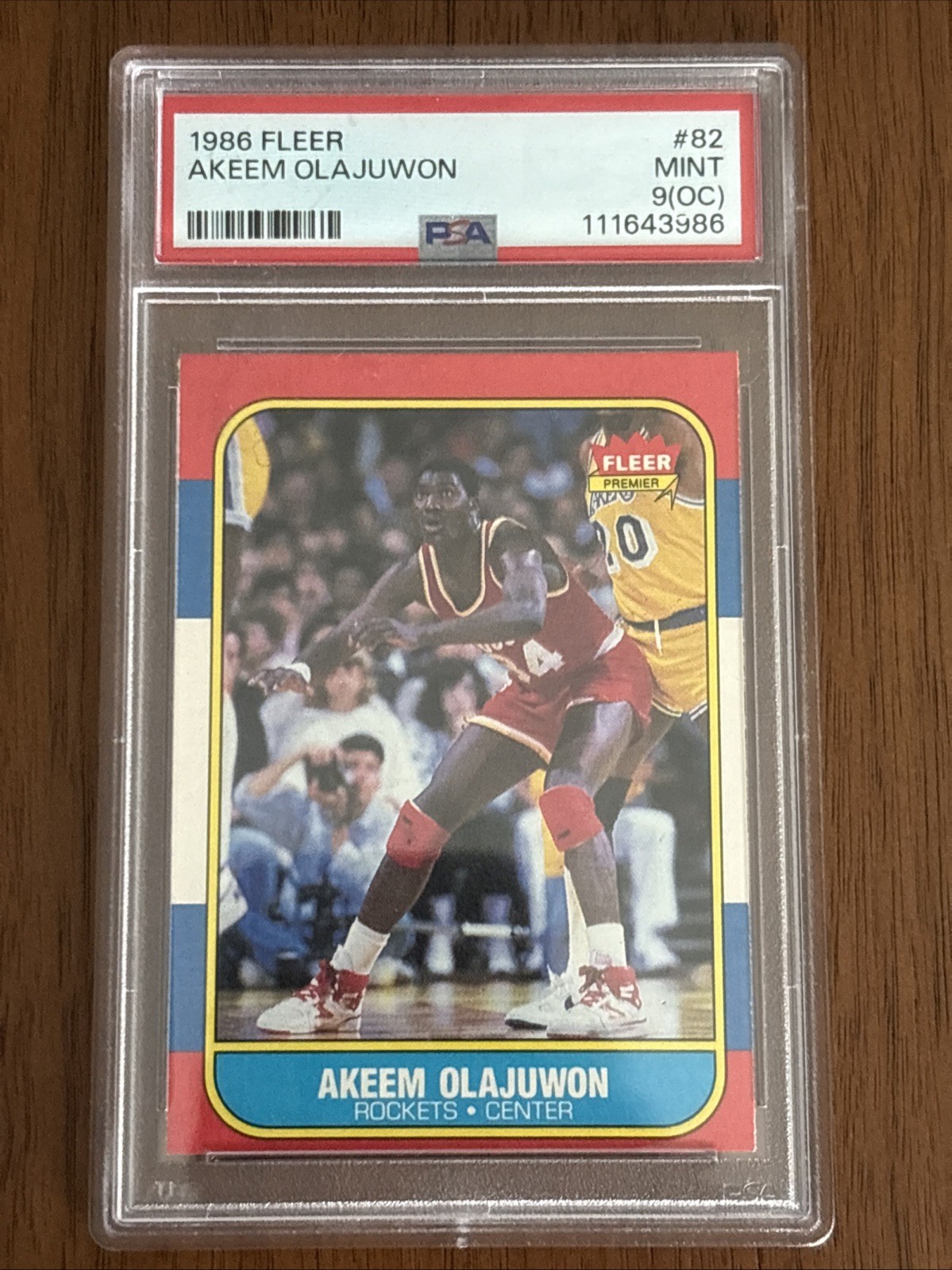 1986-87 Fleer - Hakeem Olajuwon #82 (RC) PSA 9 Mint OC 1986-87 Fleer - Hakeem Olajuwon #82 (RC) PSA 9 Mint OC