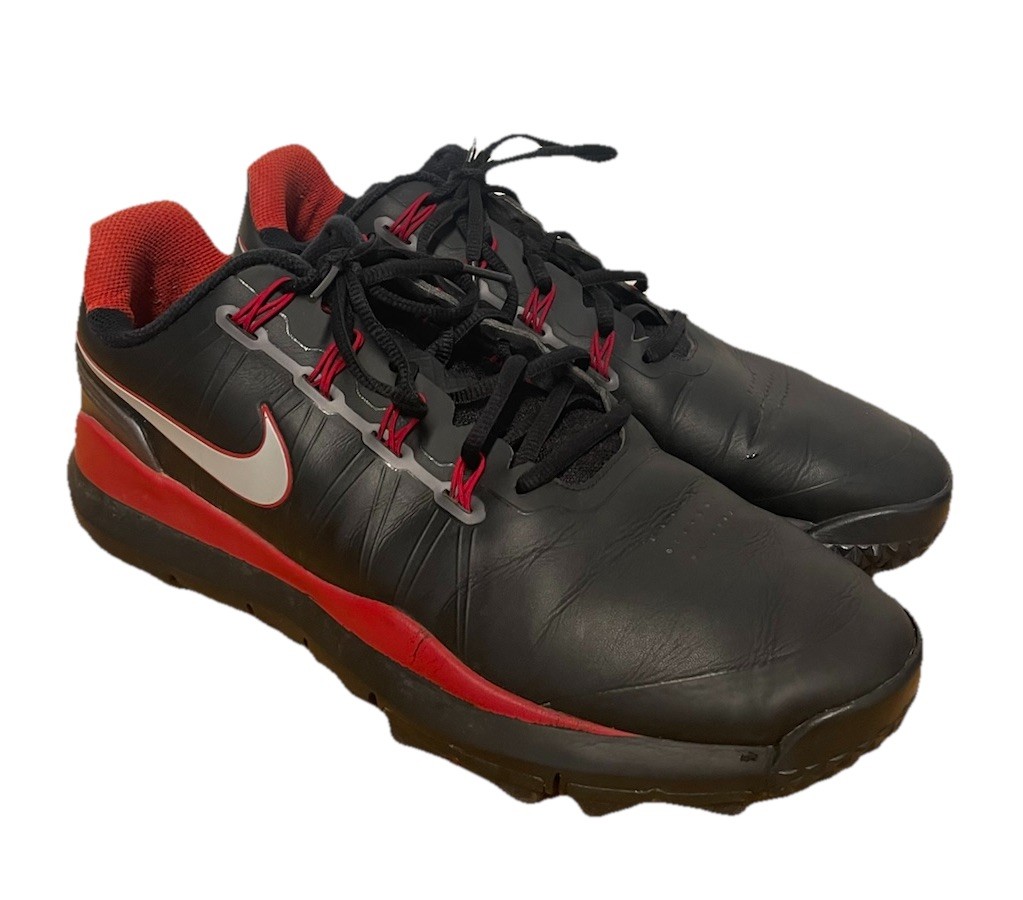 Nike Tiger Woods TW 14 Golf Shoes Mens Size 11.5 Black Red Spiked 599416-001 Nike Tiger Woods TW 14 Golf Shoes Mens Size 11.5 Black Red Spiked 599416-001
