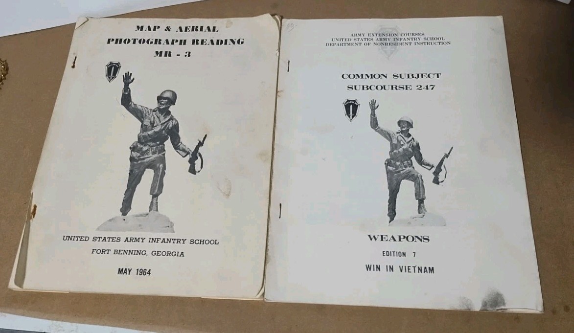 Vtg 1964-67 US Army Infantry School Course Manuals Map Reading & Weapons Vtg 1964-67 US Army Infantry School Course Manuals Map Reading & Weapons