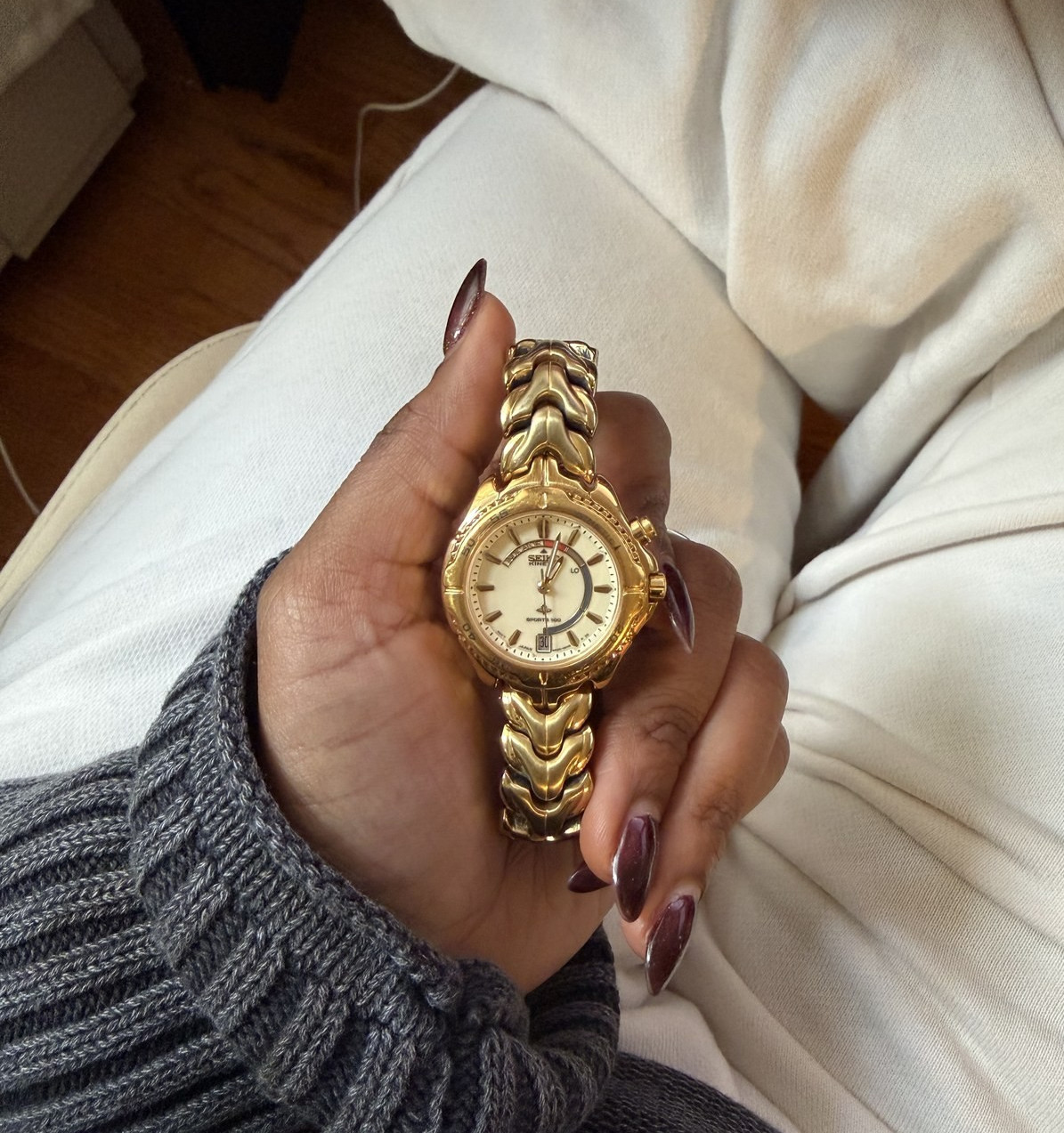 Vintage Seiko Kinetic Sports 100 Womens Watch Gold Tone Cream Dial Date 3M22