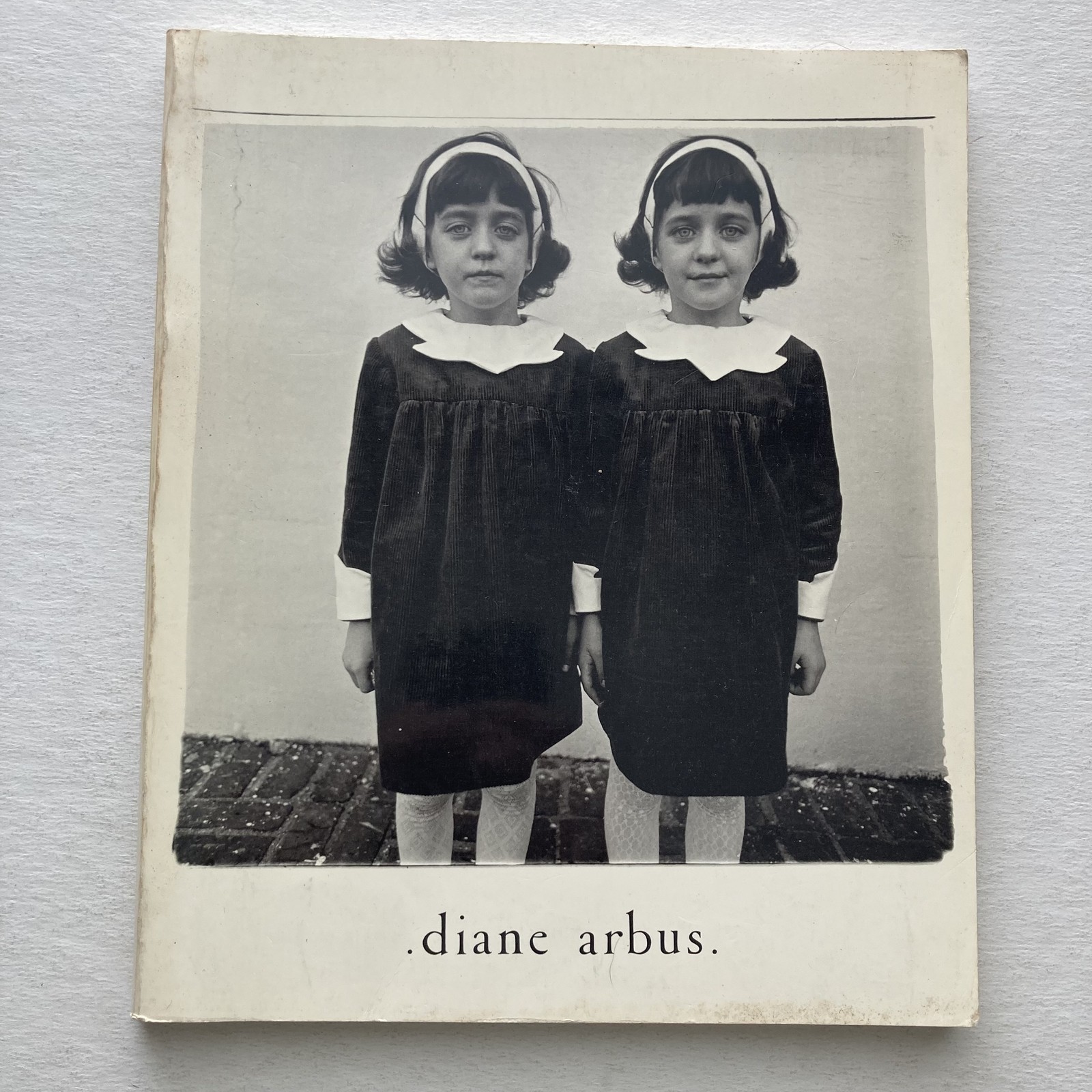 Vintage 1972 Diane Arbus Aperture Monograph White PB Portrait Photography USA