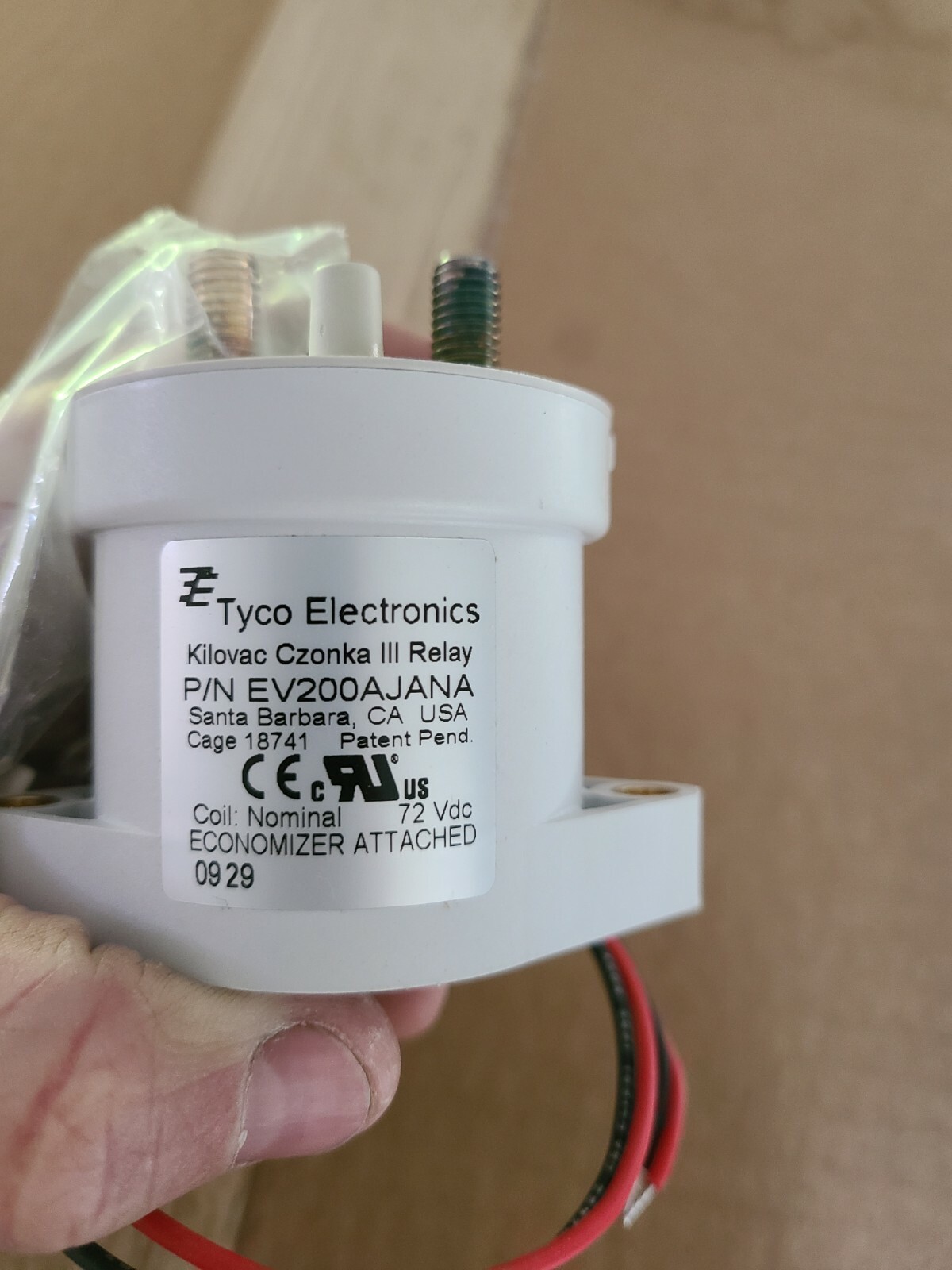 Tyco Electronics, TE Connectivity, KILOVAC, EV200AJANA, 72V Coil, 900V DC Tyco Electronics, TE Connectivity, KILOVAC, EV200AJANA, 72V Coil, 900V DC