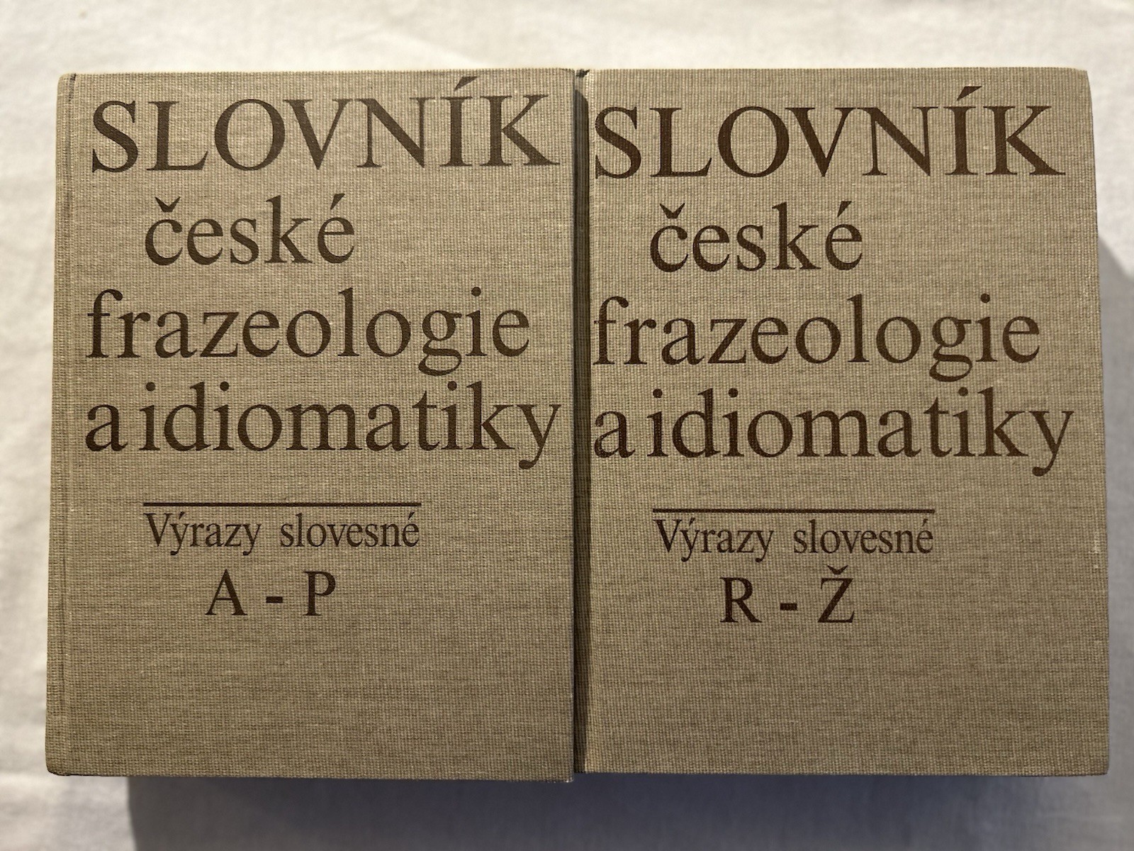 VTG Slovnik Ceske Frazeologie A Idiomatiky Prirovnani (2 Vol. Set, 1984 HC)