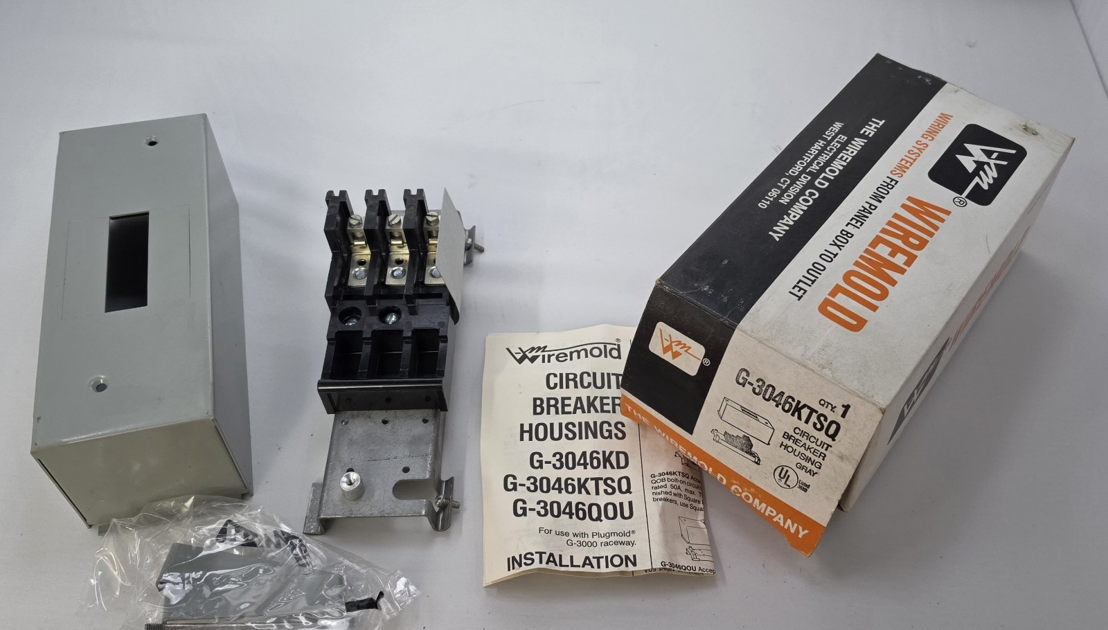Wiremold G-3046KTSQ Circuit Breaker Housing- Grey- NOS - LOT of 6 Units
