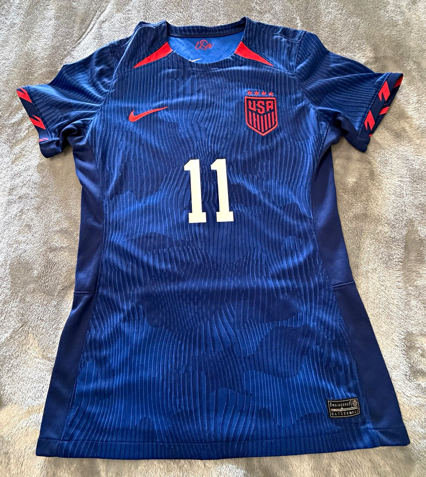 Nike USA Women’s Soccer Jersey Smith #11 Blue/Red/White Size S