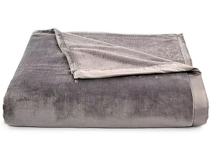 BERKSHIRE Classic Velvety Plush - Chateau Grey - KING Blanket Satin Binding