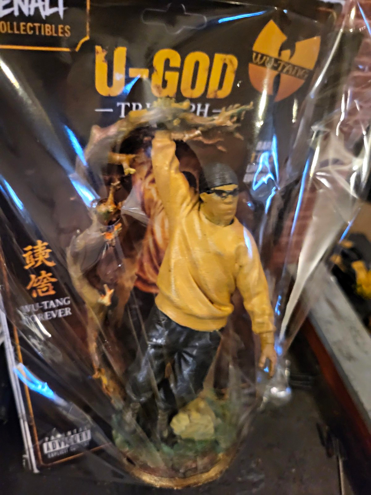 Denali Collectibles U-God Triumph Wu-Tang Limited Resin Statue Gold Black