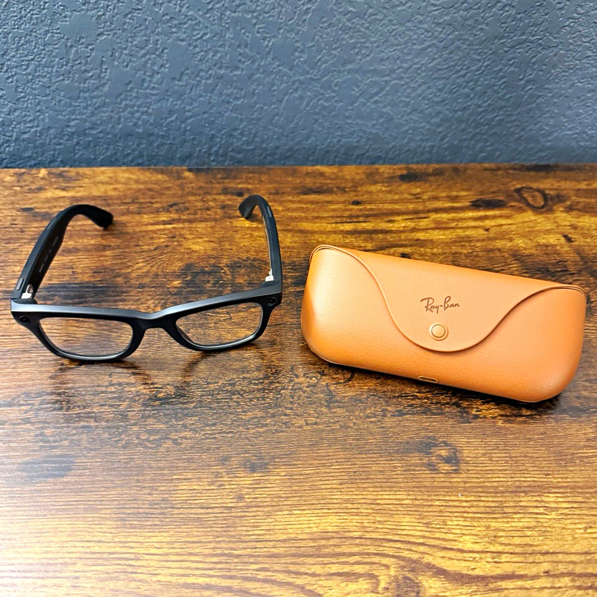 Ray-Ban Meta Wayfarer Gen 2 with grey transition lenses Ray-Ban Meta Wayfarer Gen 2 with grey transition lenses