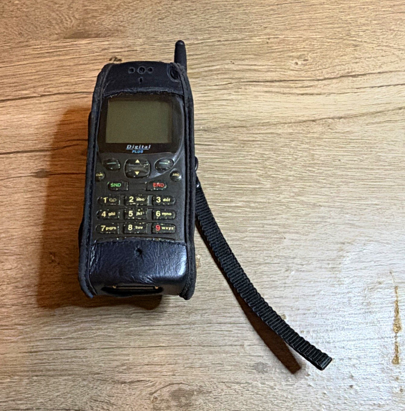 Vintage Nokia 2160 EFR Digital Plus Cell Phone SW Bell Leather Holster