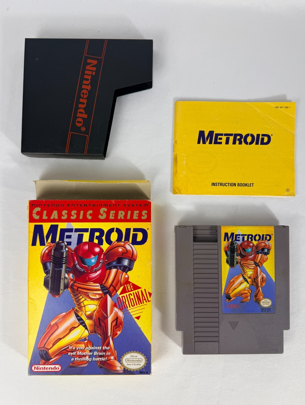 Metroid Classic Series Yellow Label Nintendo NES Box Manual Sleeve Tested