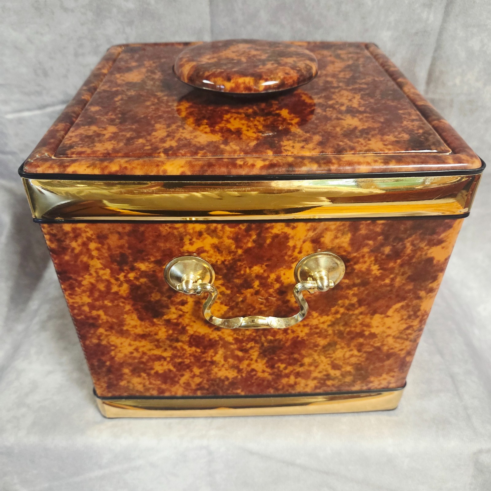 Vintage Kraftware Faux Tortoise Shell Ice Bucket Gold MCM Barware Square Vintage Kraftware Faux Tortoise Shell Ice Bucket Gold MCM Barware Square