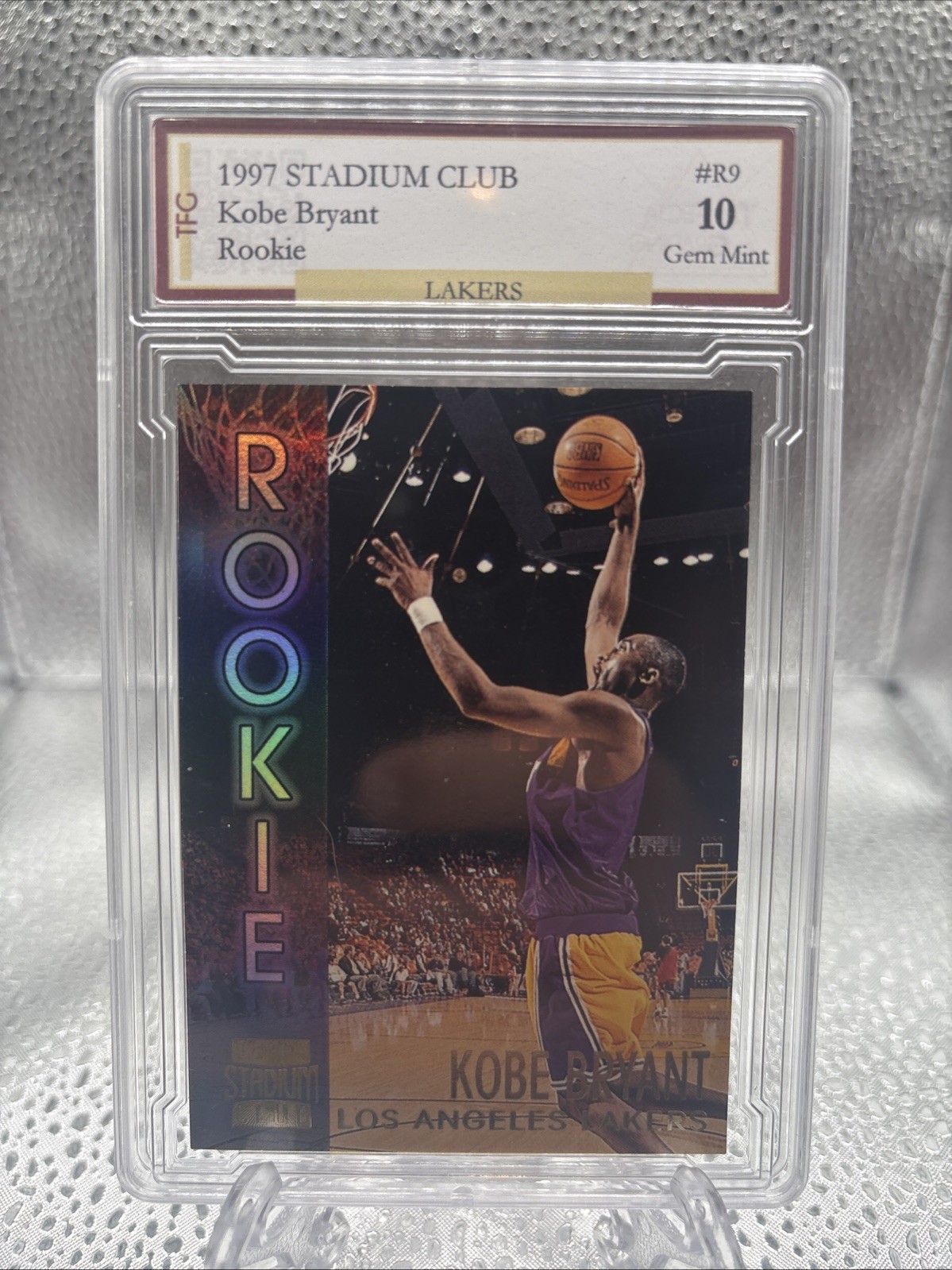 1997 Stadium Club Kobe Bryant RC #R9 GEM 10