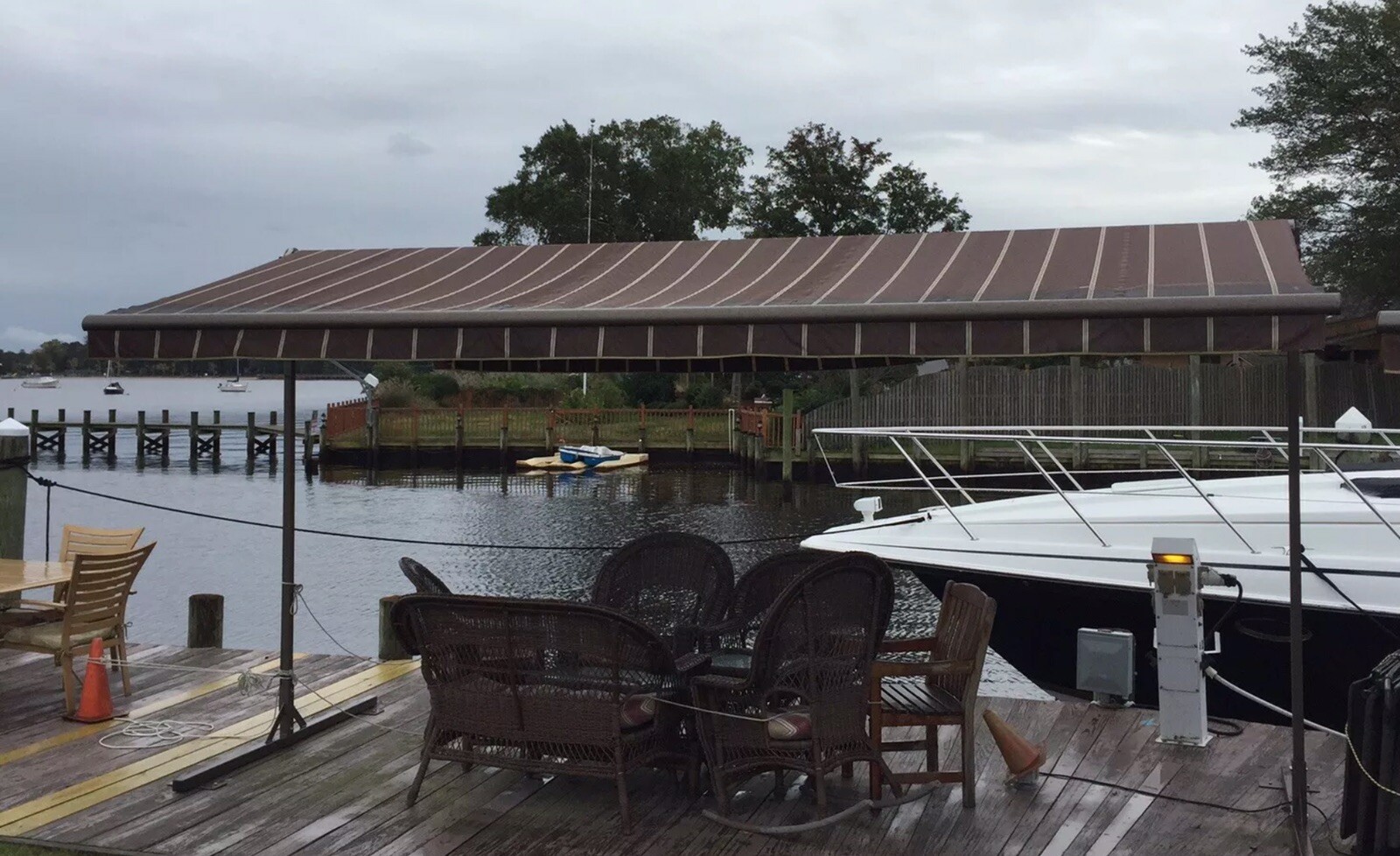 16’ Sunsetter Awnings, Oasis Freestanding, New OEM Fabric & Valances Color Mocha