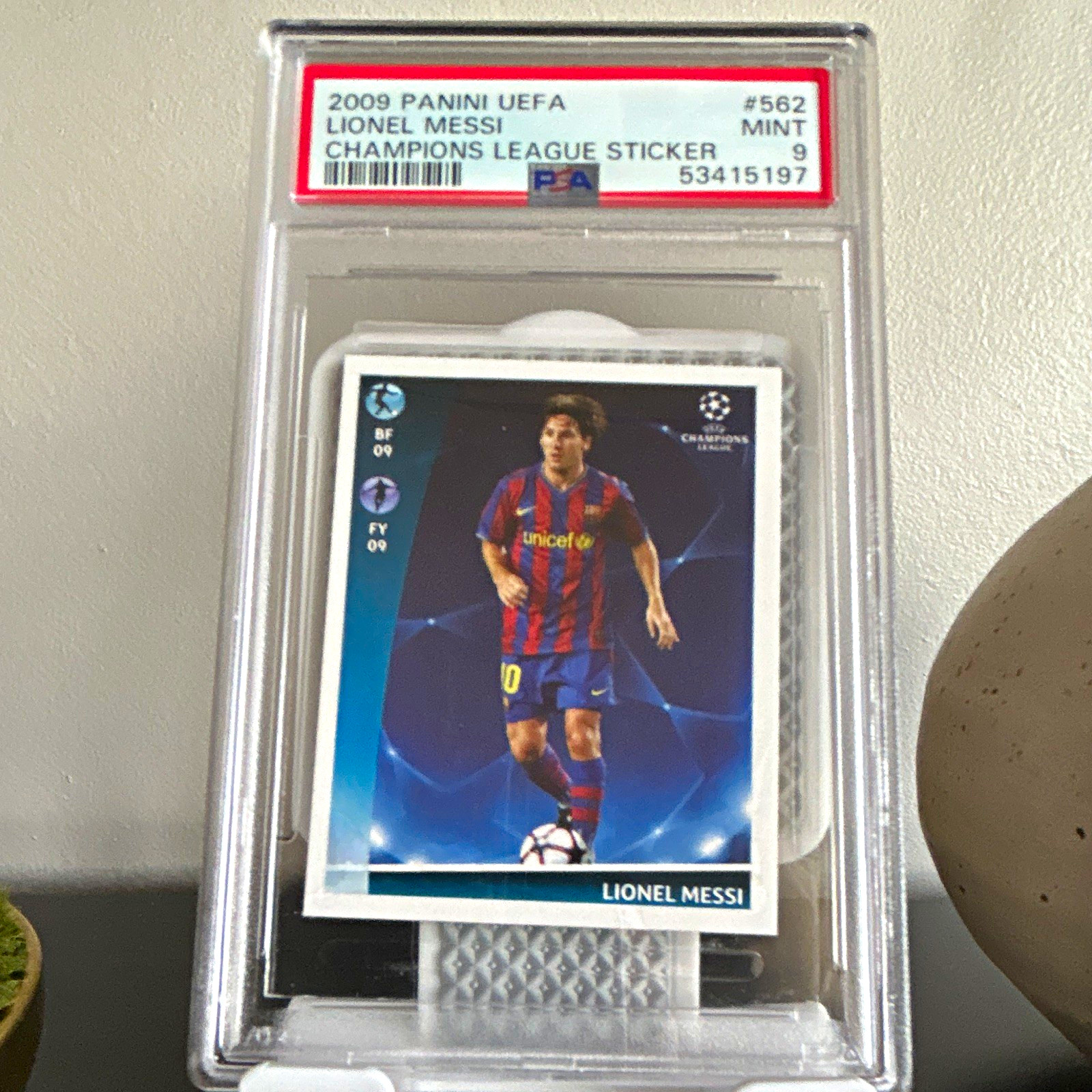 Panini 2009-10 UEFA Champions League Messi #562 PSA 9 Sticker Cert 53415197