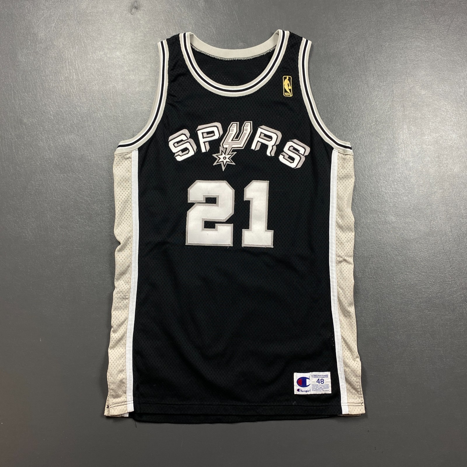 100% Authentic Dominique Wilkins Vintage Champion 96 97 Spurs HWC Pro Cut Jersey