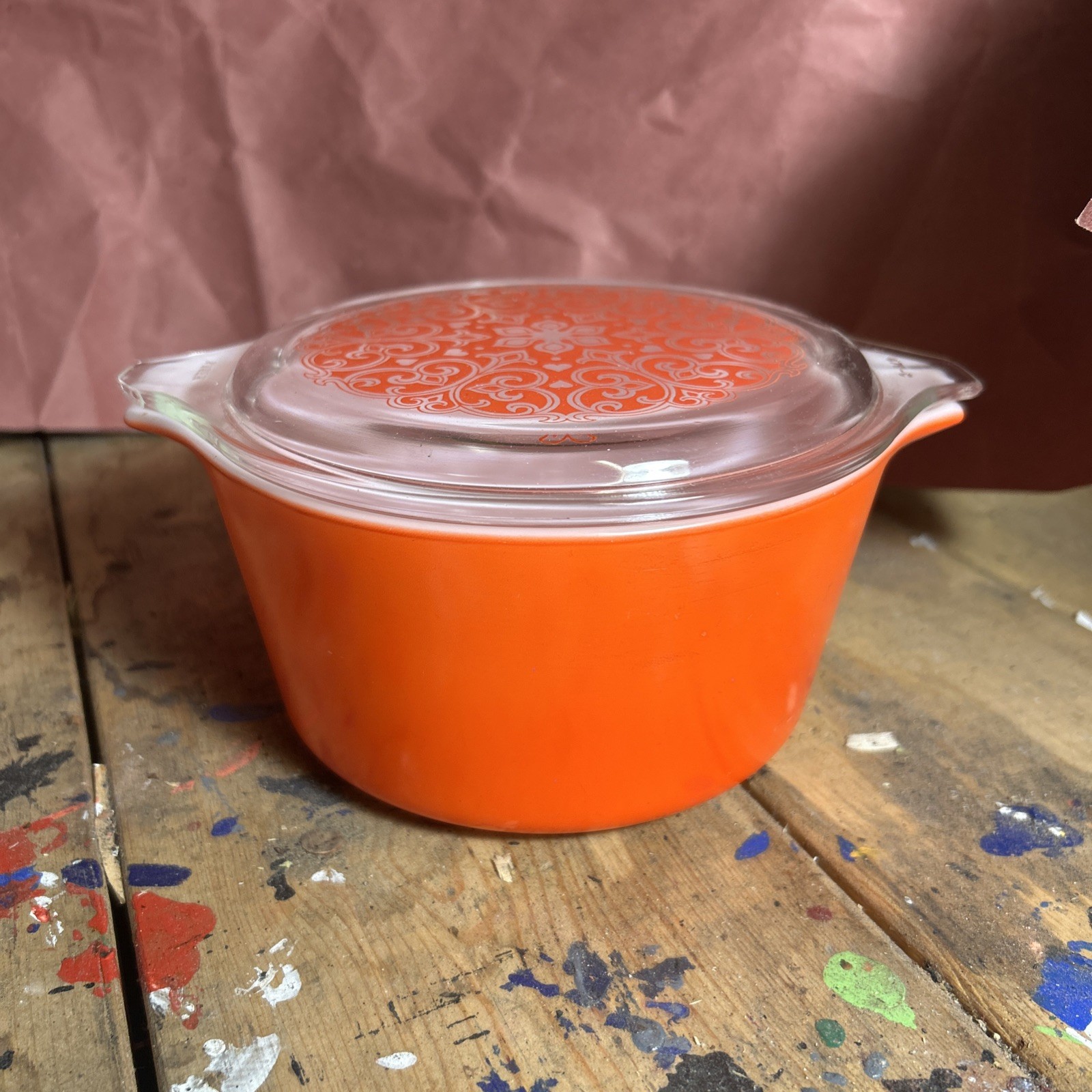 Vintage Pyrex Casserole Dish Red Celtic Floral #473 Round  1 Quart chip on lid