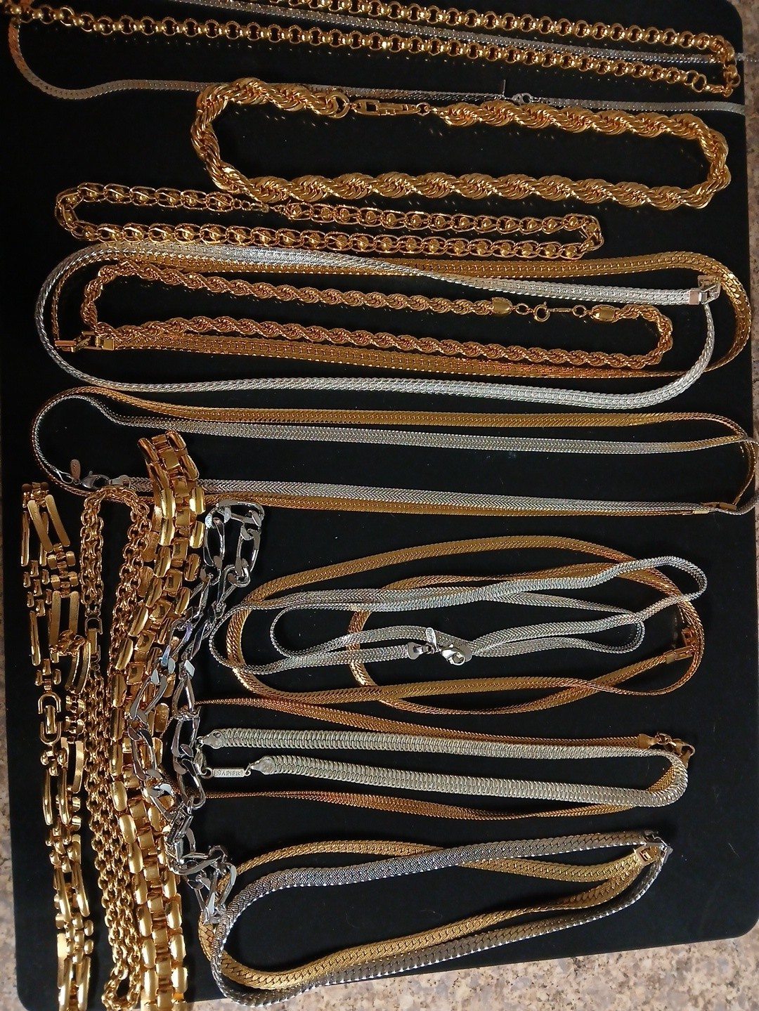 Vintage Necklace Lot of 20 Signed Napier Gold Tone Herringbone Rope Chain Monet 