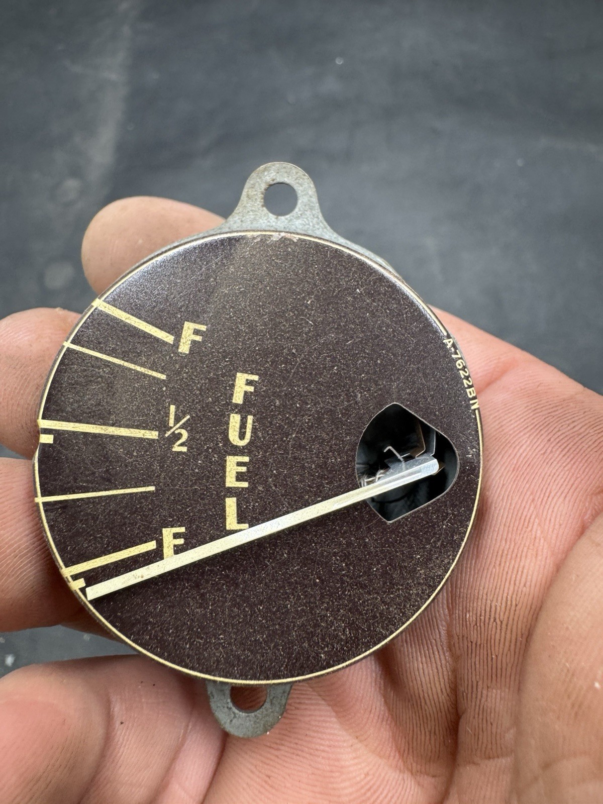 NOS OEM Lincoln Zephyr 06H-9280A Fuel Gauge, Dash Unit