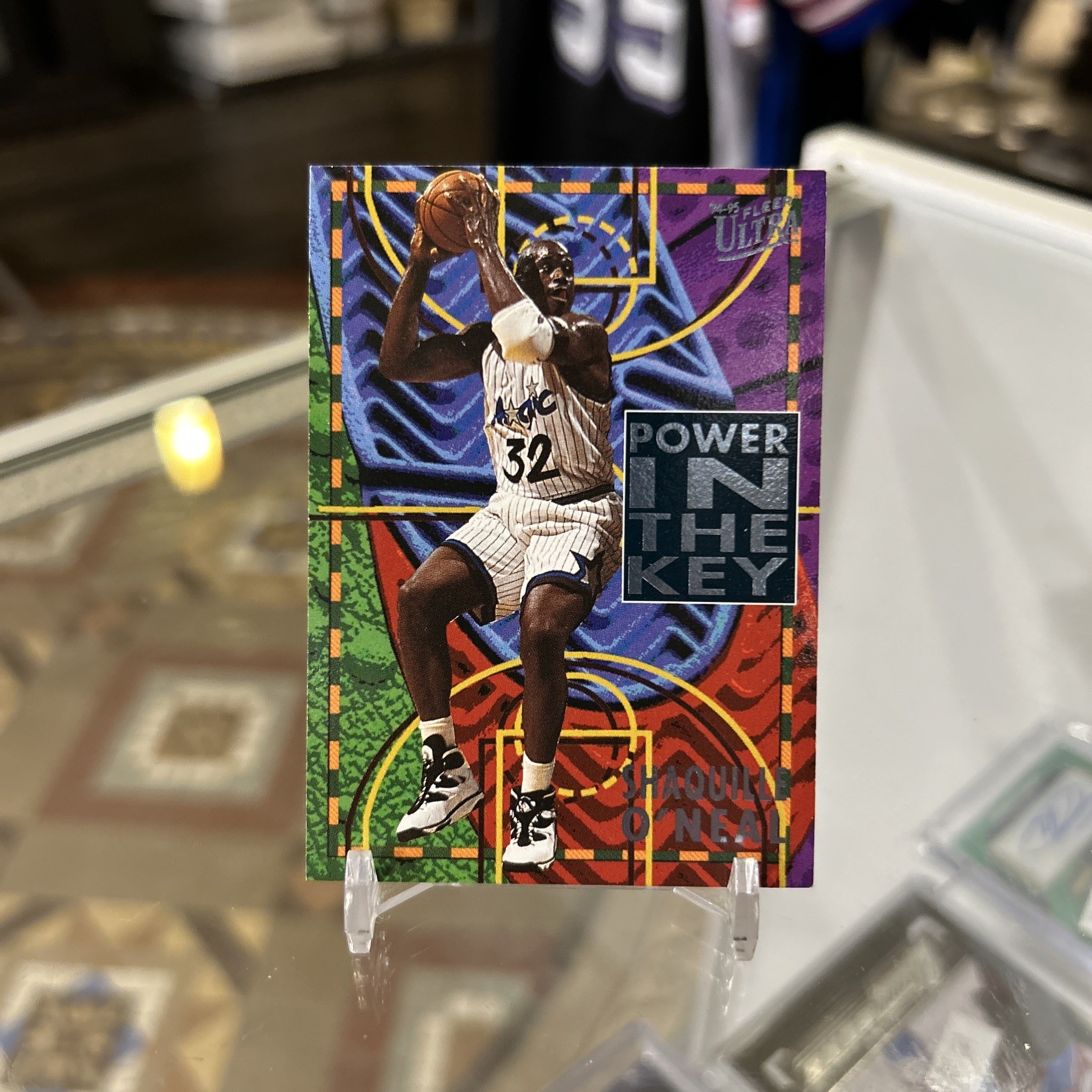 1994-95 Fleer Ultra Power In The Key #7 Shaquille O'Neal Insert Card Magic HOF