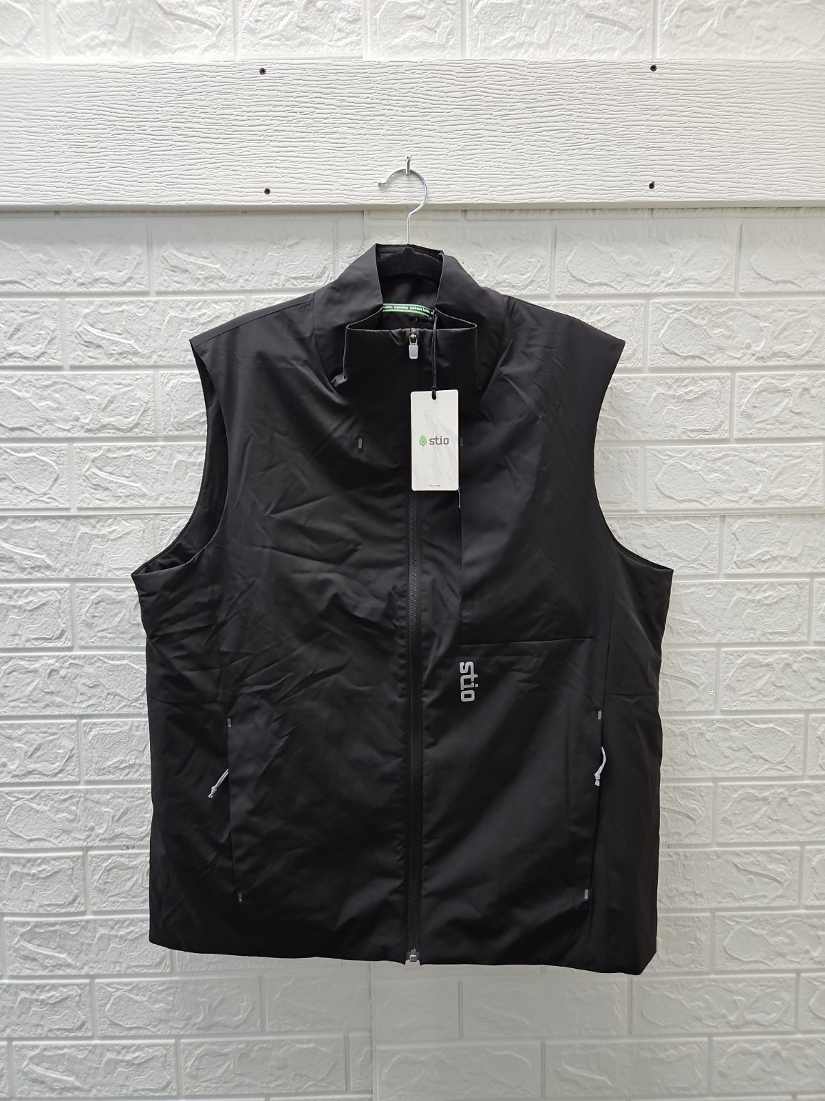 New Stio Men\'s Fernos Insulated Vest Abyss Sz L