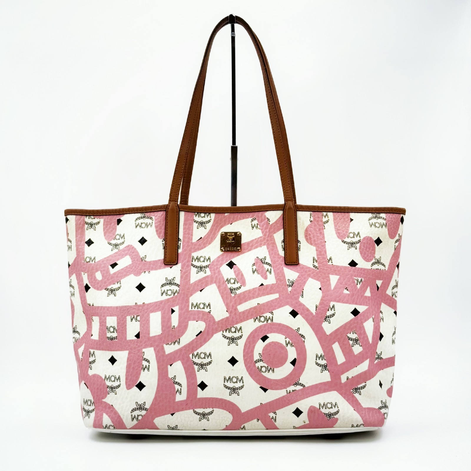 MCM White Pink Visetos Graffiti Large Shopper Tote Bag Brown Leather Handles MCM White Pink Visetos Graffiti Large Shopper Tote Bag Brown Leather Handles
