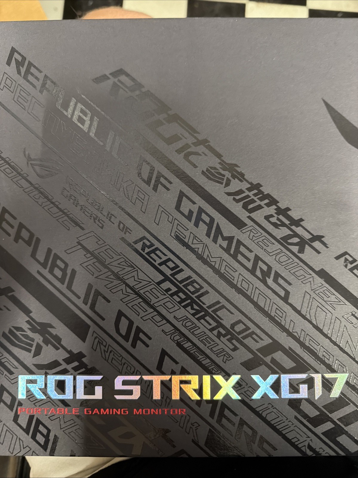 ASUS ROG Strix 17.3\