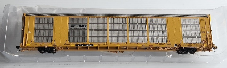 Scale Trains HO Rivit Counter Gunderson Multi-Max Autoracks, a Consist of 6 Scale Trains HO Rivit Counter Gunderson Multi-Max Autoracks, a Consist of 6