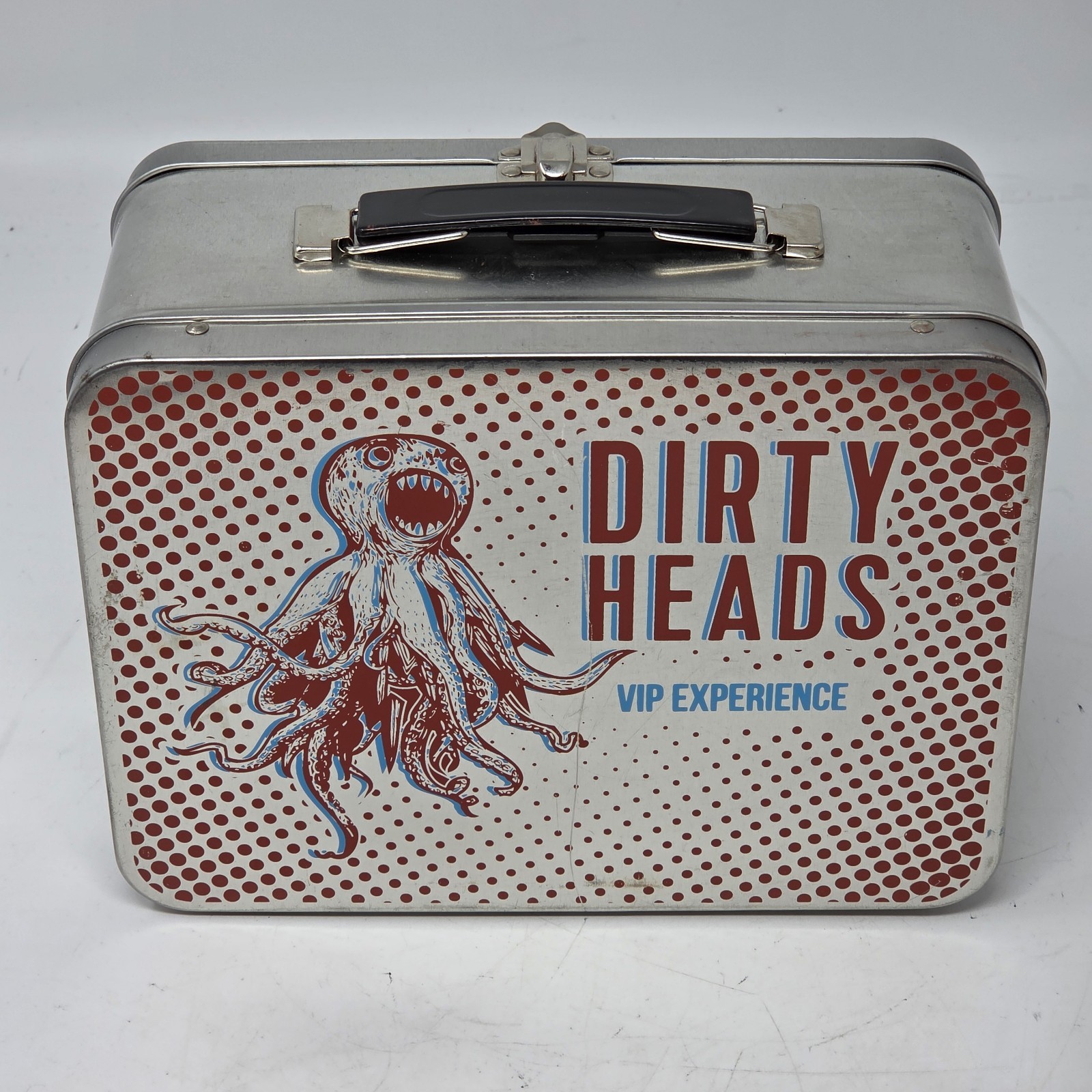 Dirty Heads Lunch Box From VIP Meet & Greet Double-Sided Few Scratches Dirty Heads Lunch Box From VIP Meet & Greet Double-Sided Few Scratches