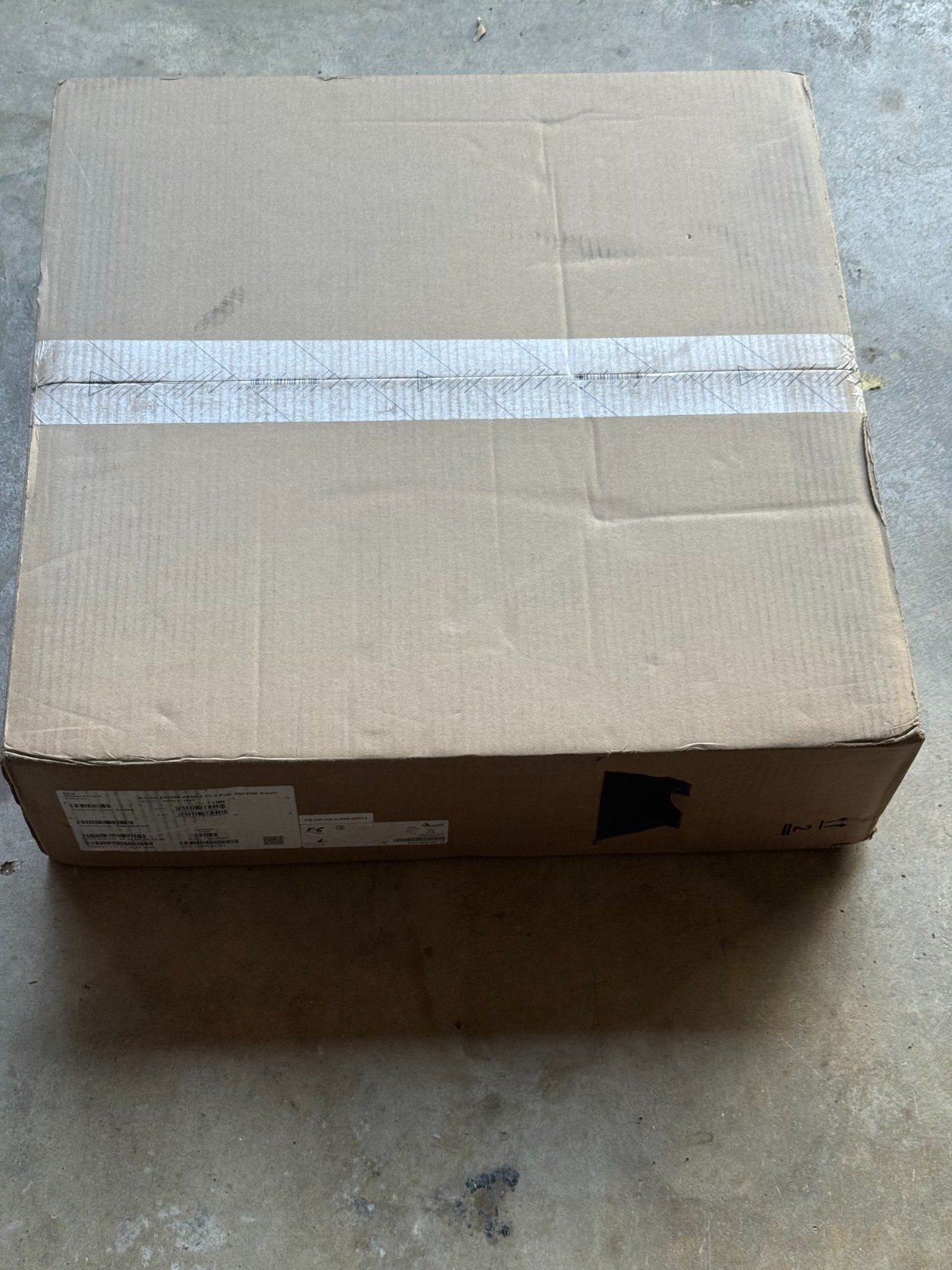 NEW JL659A HPE Aruba 6300M 48Pt Smart Rate 1/2.5/5GbE 6 PoE &4P Switch HPE