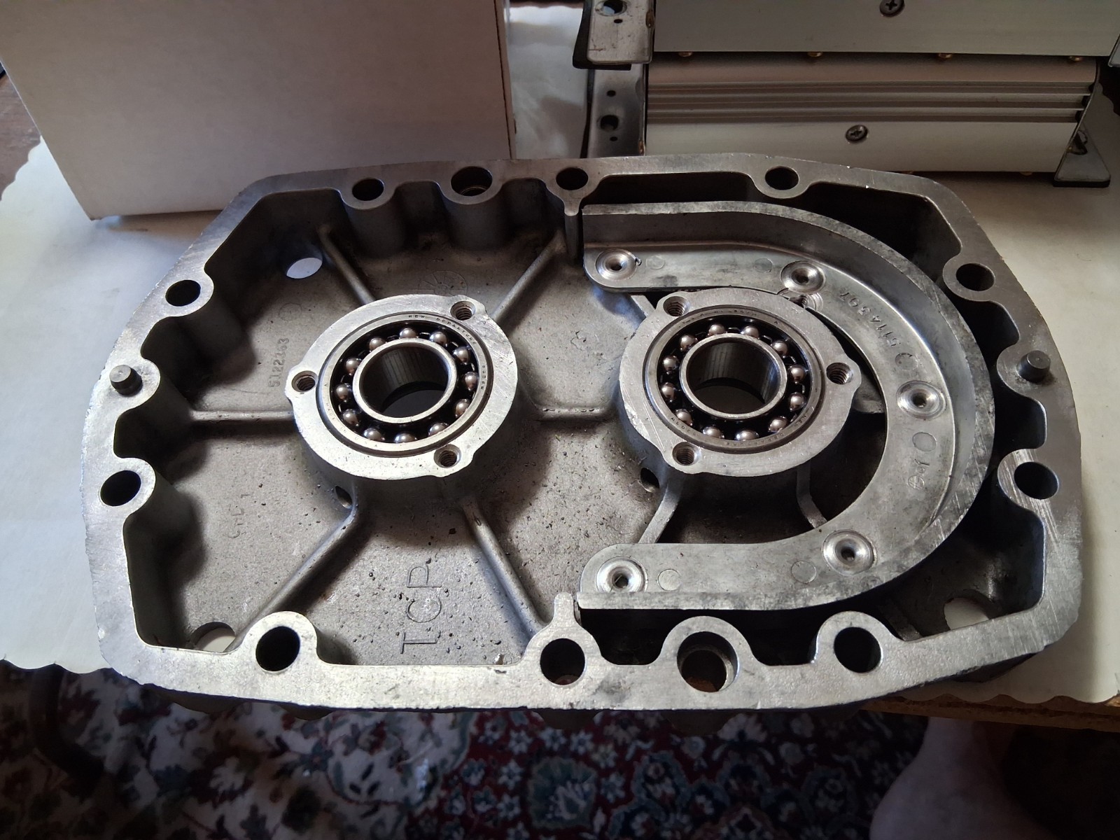 Blower End Plate 5122363 GMC 671 871 Detroit Diesel with bearings, some hardware